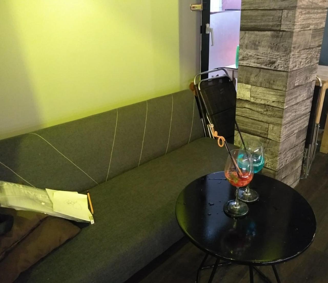 Ha Vy Hotel Thành Pho Ho Chí Minh Esterno foto