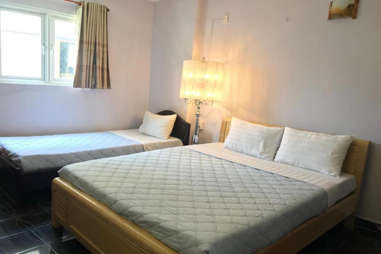 Ha Vy Hotel Thành Pho Ho Chí Minh Esterno foto