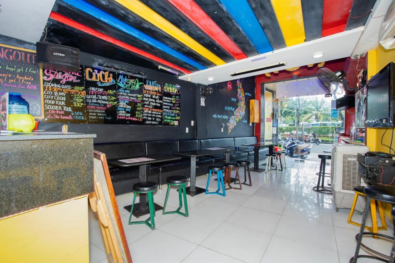 Ha Vy Hotel Thành Pho Ho Chí Minh Esterno foto